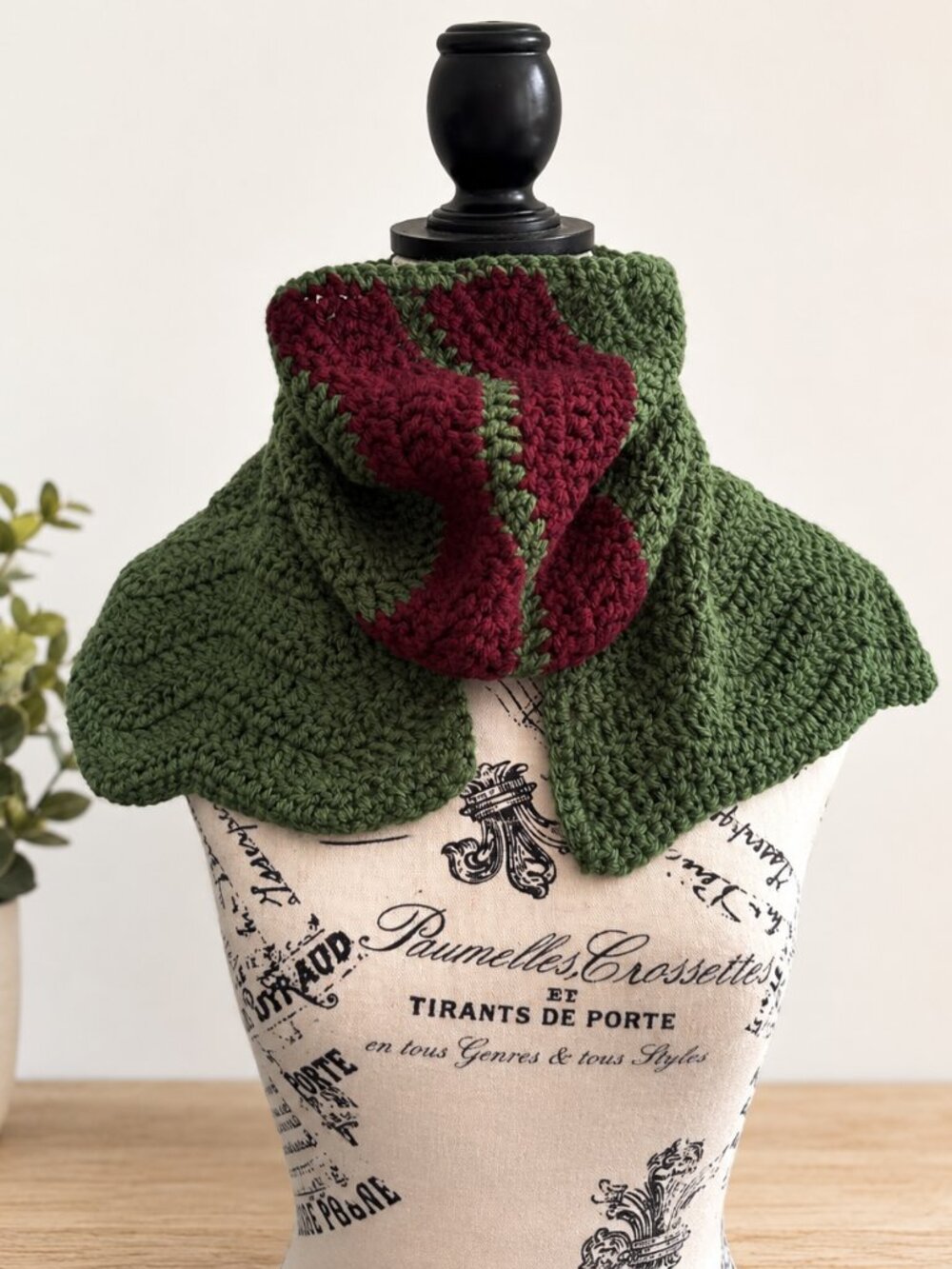 Winter Scarf. Fall Fashion. Crochet Green & Burgundy Scarf. NEW. Never worn